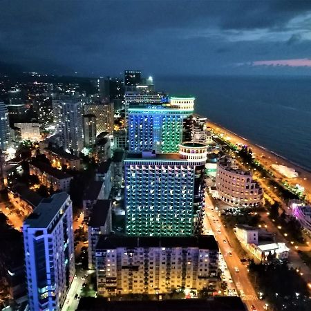 Orbi City Sun Tower 43 Floor Batumi Bagian luar foto
