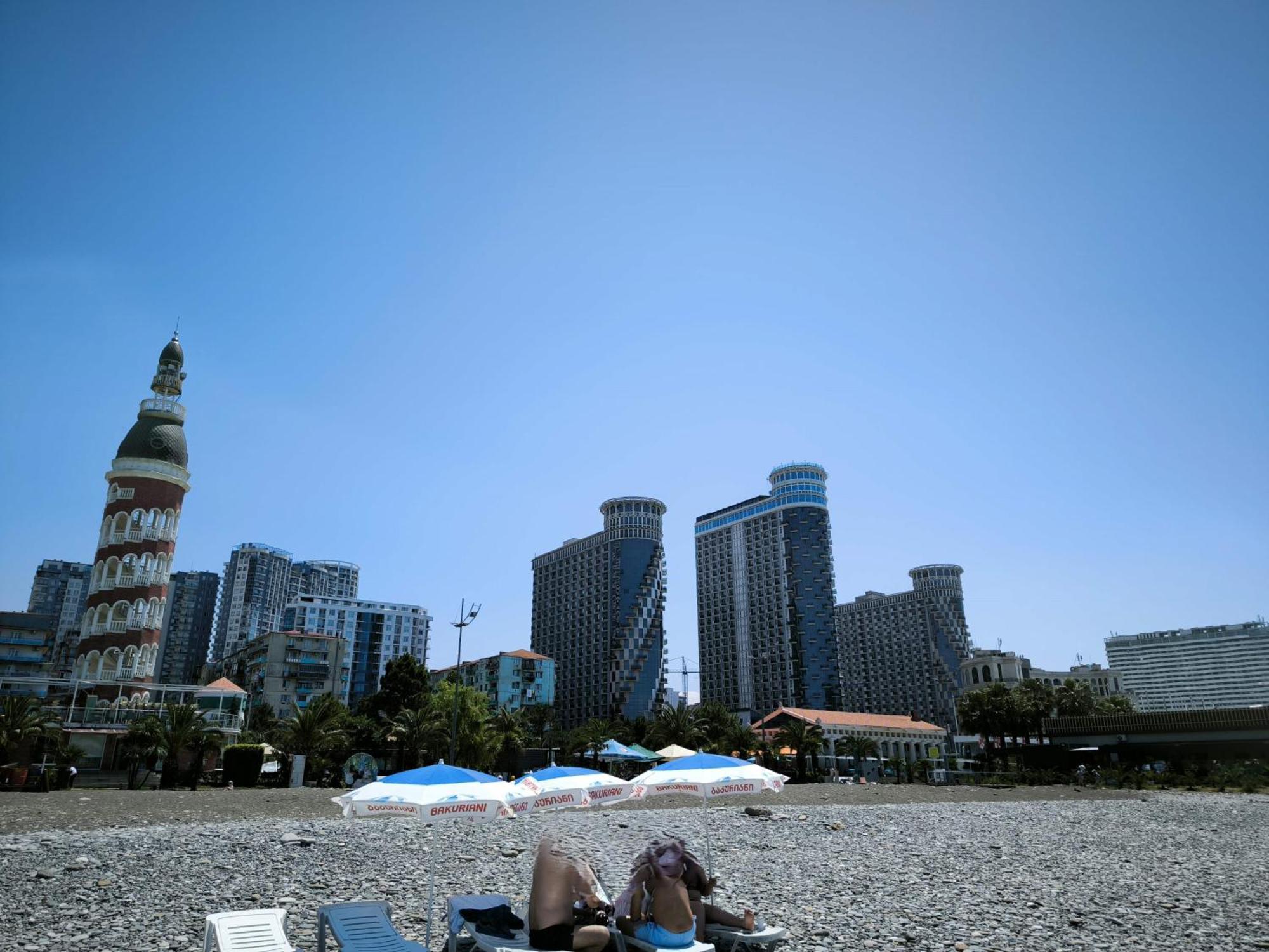 Orbi City Sun Tower 43 Floor Batumi Bagian luar foto