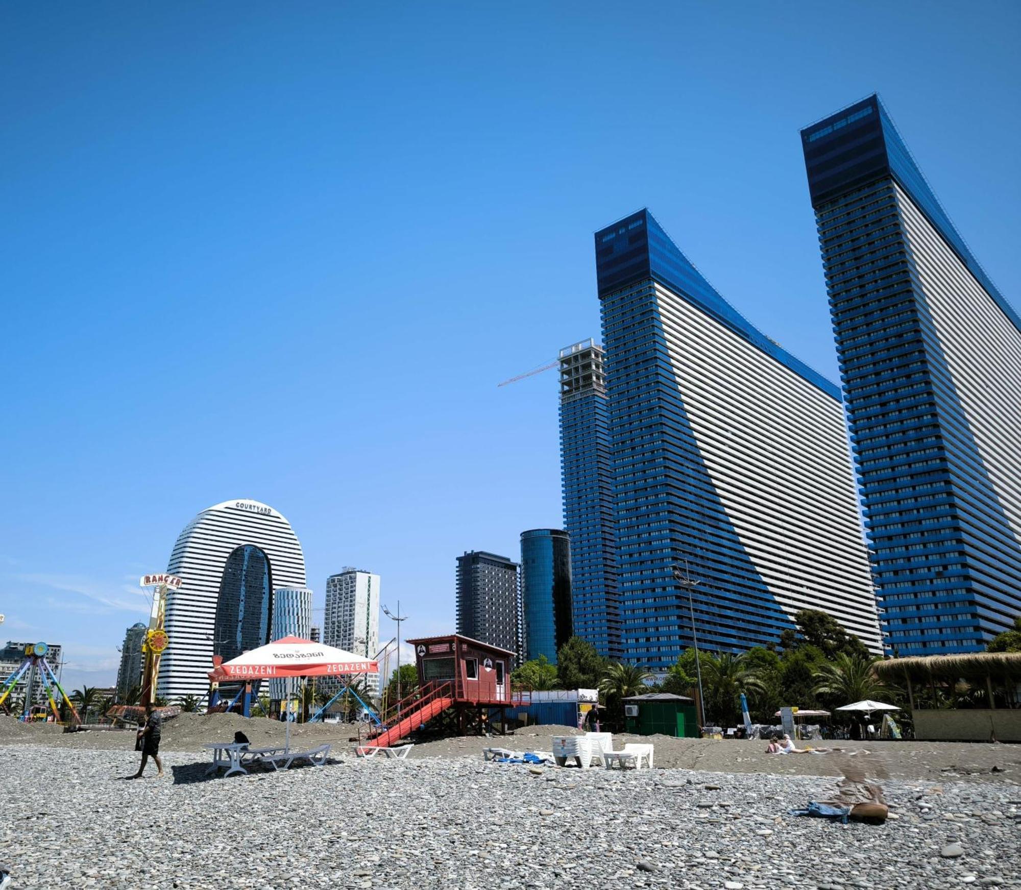 Orbi City Sun Tower 43 Floor Batumi Bagian luar foto